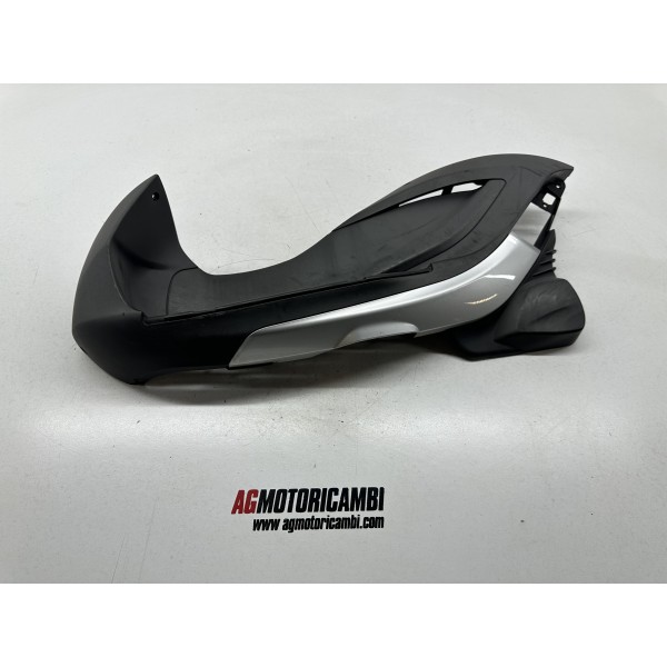 REPOSAPIÉS IZQUIERDO PIAGGIO BEVERLY 300 MA21M...