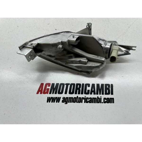 PILOTO TRASERO DERECHO PIAGGIO BEVERLY 300...