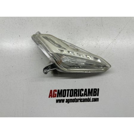 FRECCIA ANTERIORE DESTRA DX PIAGGIO BEVERLY 300 2010-2016