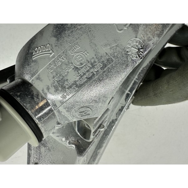 FLECHA DELANTERA DERECHA PIAGGIO BEVERLY 300...