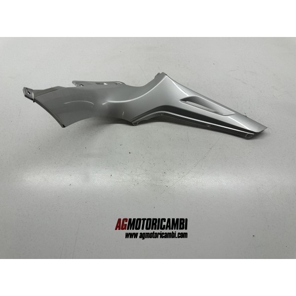 PLASTICA COVER RETROSCUDO SX PIAGGIO BEVERLY...