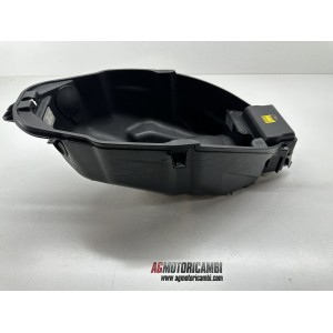 FACH UNTER DEM SATTEL PIAGGIO BEVERLY 300 2010-2016