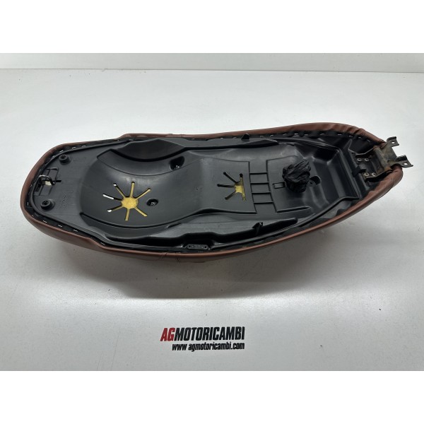 SELLA PIAGGIO BEVERLY 300 2010-2016