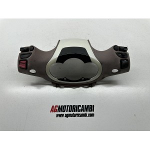 TAPA MANILLAR KM CONTADOR PIAGGIO BEVERLY 300 2010-2016