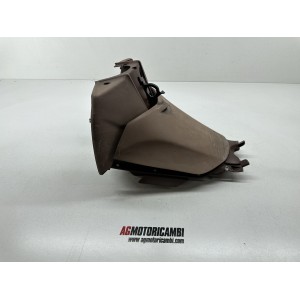 ESCUDO PUERTA TRASERA PIAGGIO BEVERLY 300 2010-2016