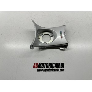 TAPON PLASTICO BASTIDOR DEPOSITO PIAGGIO BEVERLY 300...
