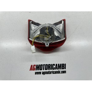 FARO FANALE POSTERIORE PIAGGIO VESPA 250 GTS GT 2005-2012 2