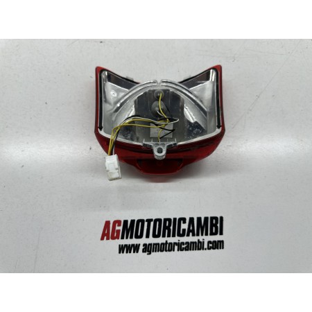 PILOTO TRASERO PIAGGIO VESPA 250 GTS GT 2005-2012