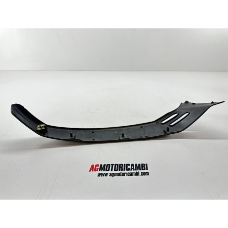 CARENADO LATERAL TRASERO DERECHO PIAGGIO VESPA 250 GTS GT 2005-2012