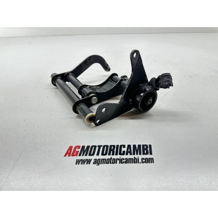 SOPORTE MOTOR PIAGGIO VESPA 250 GTS GT 2005-2012