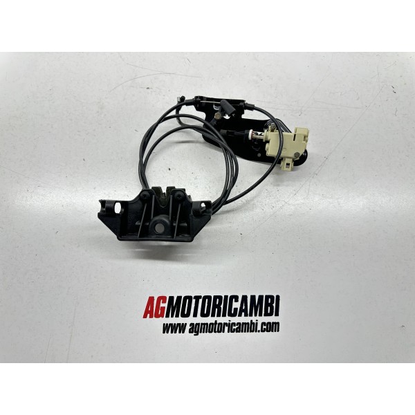 ACTUADOR DE BLOQUEO DEL ASIENTO PIAGGIO VESPA...