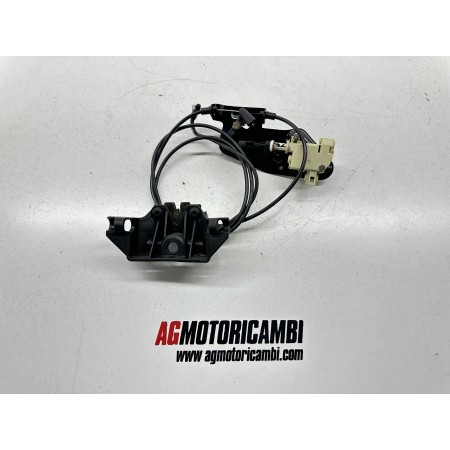 ACTUADOR DE BLOQUEO DEL ASIENTO PIAGGIO VESPA 250 GTS GT 2005-2012