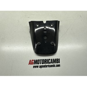 HINTERES KOTFLÜGELSCHUTZBLECH HALTER PIAGGIO VESPA 250...