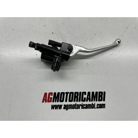 CILINDRO MAESTRO TRASERO IZQUIERDO PIAGGIO VESPA 250 GTS GT 2005-2012