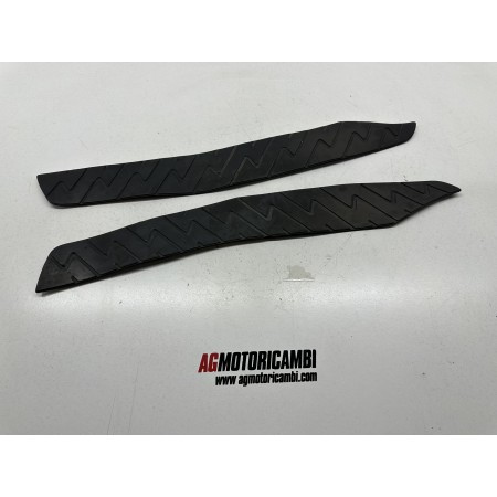 PAIRE DE TAPIS DE REPOSE-PIEDS EN CAOUTCHOUC HONDA JAZZ 250 2001-2006