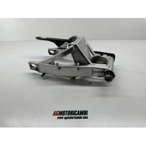 REAR SWINGARM SUZUKI GSXR GSX-R 1000 K1 2001 2