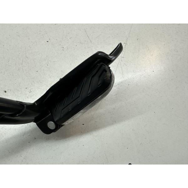 LEFT REAR PASSENGER LEFT PEDAL BRACKET APRILIA...