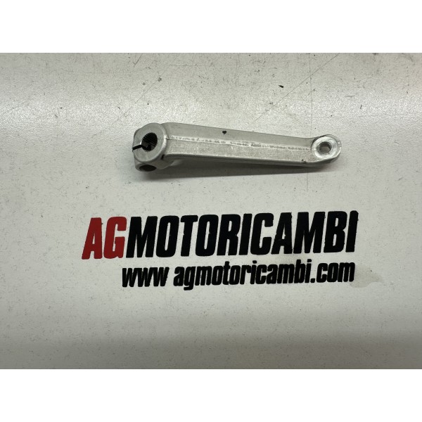 SUPPORT DE PÉDALE DE CHANGEMENT DE VITESSE...