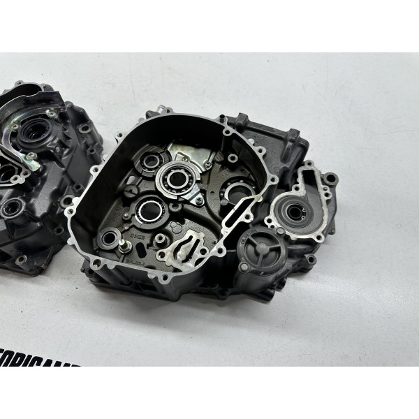 CRANKCASE CRANKCASE ENGINE BLOCK KTM DUKE 125...