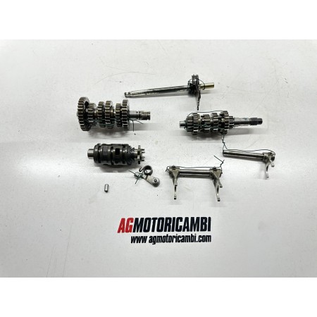 KOMPLETTES GETRIEBE KTM DUKE 125 4T 2011-2016