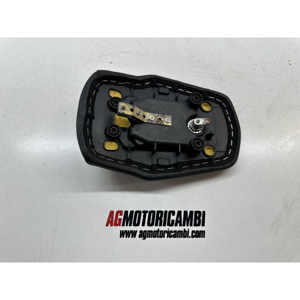 REAR PASSENGER SEAT SWM VAREZ 125 4T...