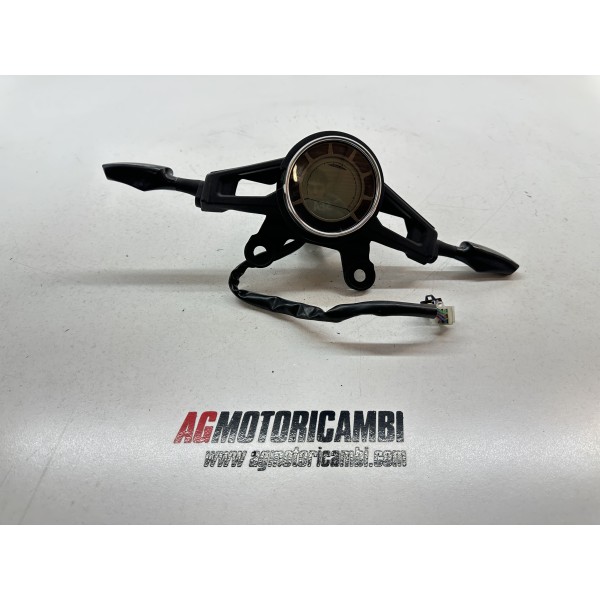 INSTRUMENTATION DISPLAY SWM VAREZ 125 4T...