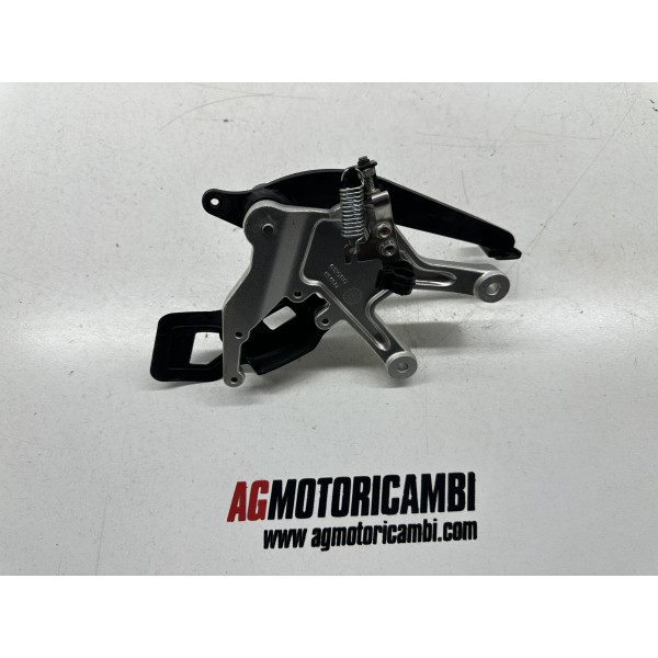 RIGHT FOOTBOARD RIGHT REAR BRAKE SWM VAREZ 125...