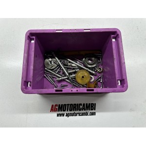 MOTORBLOCK SCHRAUBEN SWM SM 125 R VAREZ 125 4T...