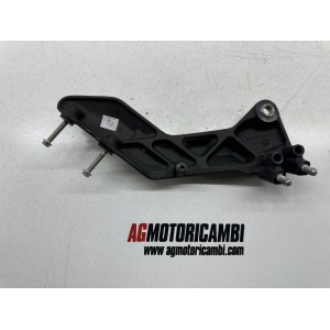 STAFFA PEDANA SINISTRA SX CAMBIO HUSQVARNA VITPILEN 401... 2
