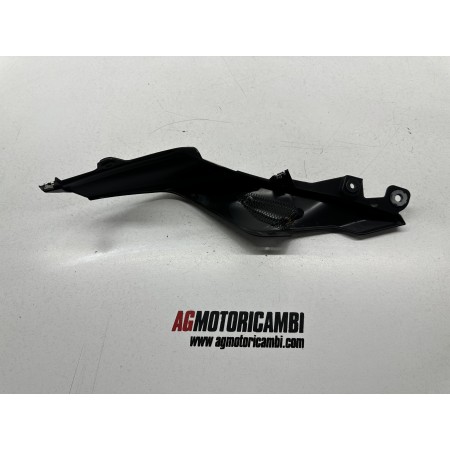 CARENADO LATERAL TRASERO IZQUIERDO KEEWAY RKF 125 4T 2018-2024