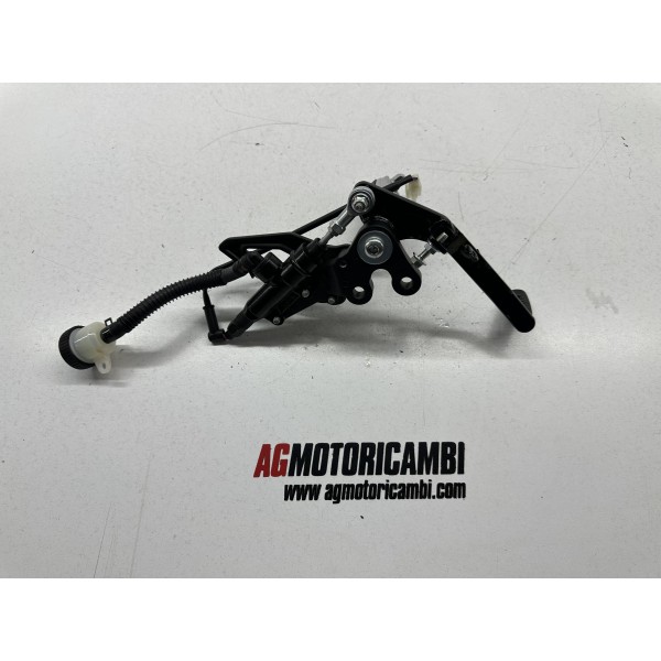 RIGHT PILOT FOOTBOARD RIGHT REAR BRAKE KEEWAY...