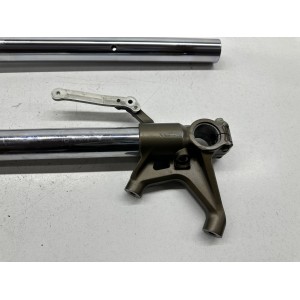 PATA DE HORQUILLA KAWASAKI NINJA ZX-636 ZX-6R 2003-2004-2005 2