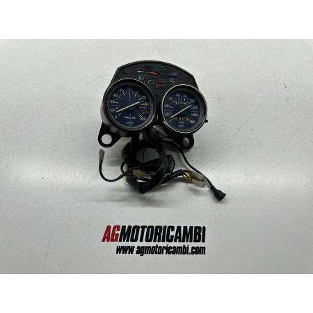 INSTRUMENTACIÓN CUENTAKILÓMETROS MOTO GUZZI V35 1977