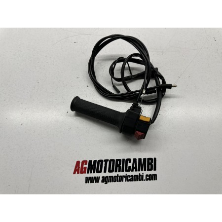 INTERRUPTOR DESVIADOR DEL ACELERADOR DERECHO MOTO GUZZI V35 1977
