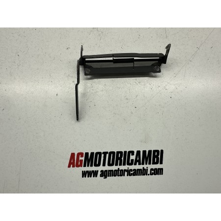 GANCHO DE BLOQUEO DEL SILLIN MOTO GUZZI V35 1977