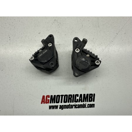 PAIR FRONT BRAKE CALIPERS MOTO GUZZI V35 V 35 1977