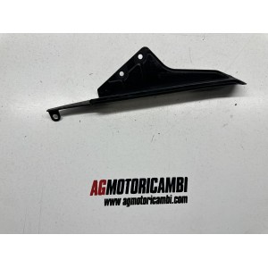 COUVERCLE DE PROTECTION DE CHAINE SUZUKI GSR 600... 2