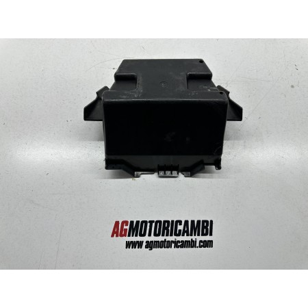 PLASTICA COVER BATTERIA SUZUKI MARAUDER 800 1997-2003