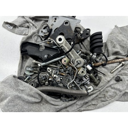 Kopie von HINTENRAD-TEILE SUZUKI MARAUDER 800 1997-2003