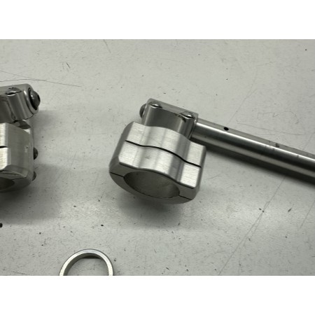 KIT DE PLACA DE MANILLAR LSL CNC TRIUMPH DAYTONA 955 I 2004-2005-2006