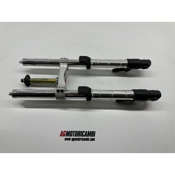 TRIUMPH DAYTONA 955 I 2004-2005-2006 HORQUILLA...