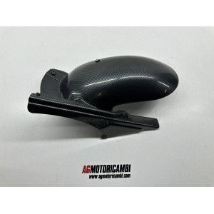 REAR FENDER CHAIN GUARD CARBON TRIUMPH DAYTONA 955 I... 2