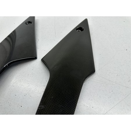 TAPA DE PLÁSTICO DERECHA SX CARBON TRIUMPH DAYTONA 955 I 2004-2005-2006