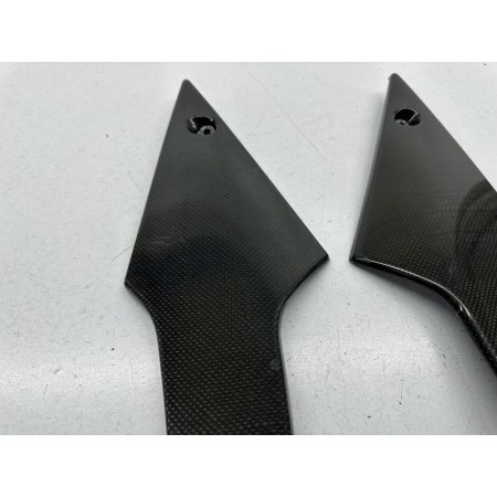 TAPA DE PLÁSTICO DERECHA SX CARBON TRIUMPH DAYTONA 955 I 2004-2005-2006