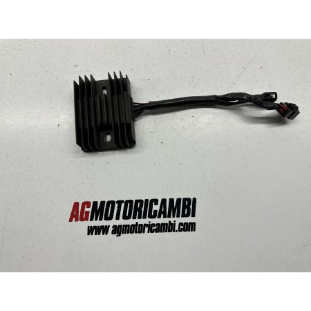 REGULADOR DE VOLTAJE TRIUMPH DAYTONA 955 I 2004-2005-2006