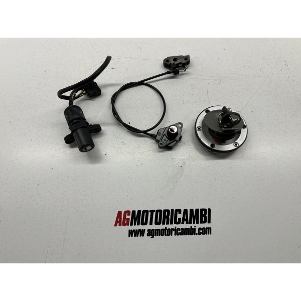 TRIUMPH DAYTONA 955 I 2004-2005-2006 KEY LOCK KIT
