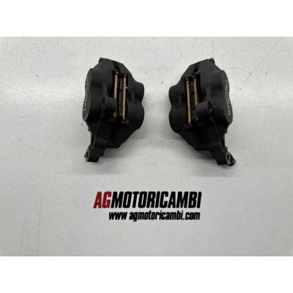 PAR DE PINZAS DE FRENO DELANTERAS TRIUMPH...