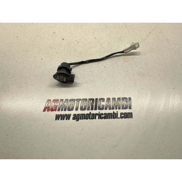 12 VOLT USB CHARGING SOCKET SWM SM 125 R 2021-2025