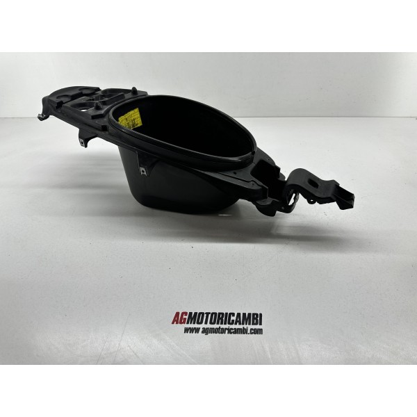 FACH UNTER DEM SATTEL APRILIA SR 150 2T 1999-2002