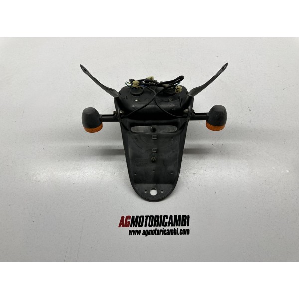 RÜCKLICHT MIT KENNZEICHENHALTER APRILIA SR 150...